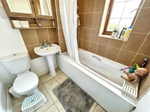 Photo 31- click for photo gallery